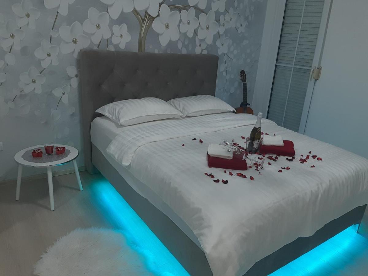 Akik 2 Apartment *